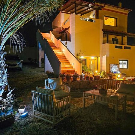 Villa Aitheras With Sea Views And Garden Stérnai Exterior foto